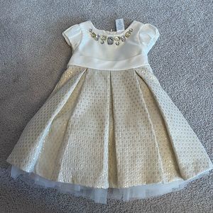 Gymboree formal dress with embellishments. Worn once m size: 18-24 months